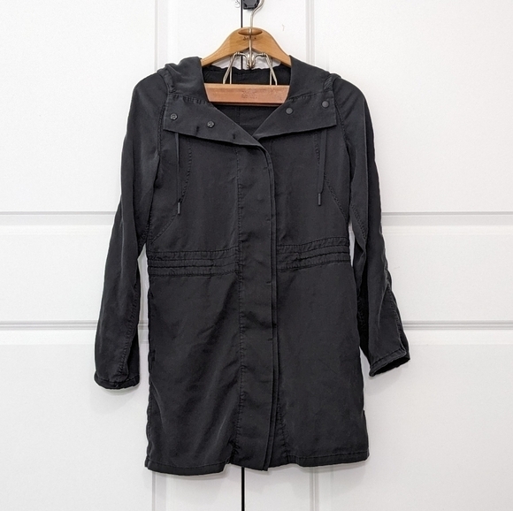 Lululemon City Stroll Jacket Women's 2 Black Full Button Snap Cinch Waist Tencel - Picture 1 of 7